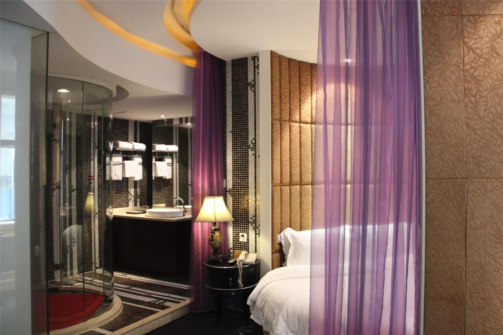 Manhattan Jinling Hotel Shanghai Eksteriør bilde